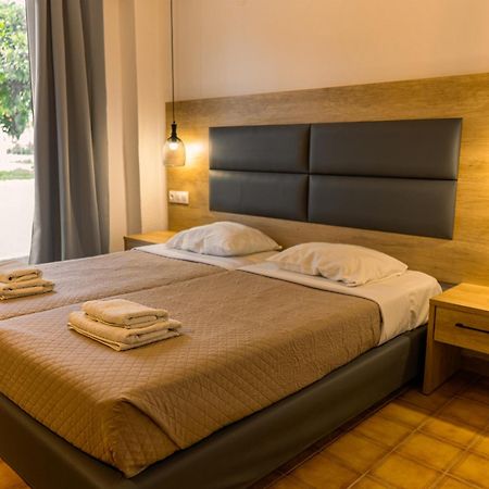Manos Pension Faliraki Dış mekan fotoğraf